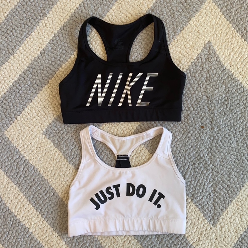 Nike sports bra bundle